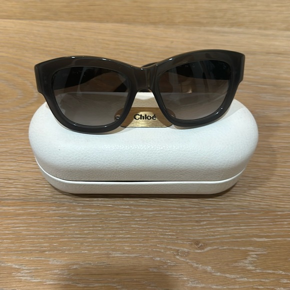 Chloe Accessories - Chloe gray sunglasses. CL 2144.